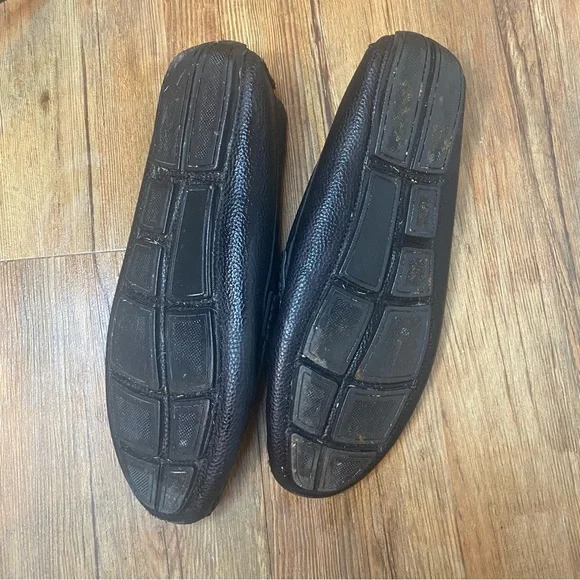 ROBERT DAVID Black Leather Loafers with Metal Accent - Picture 5 of 6